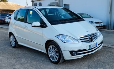 Mercedes-benz A 160 BlueEFFICIENCY Coupé Special Edition