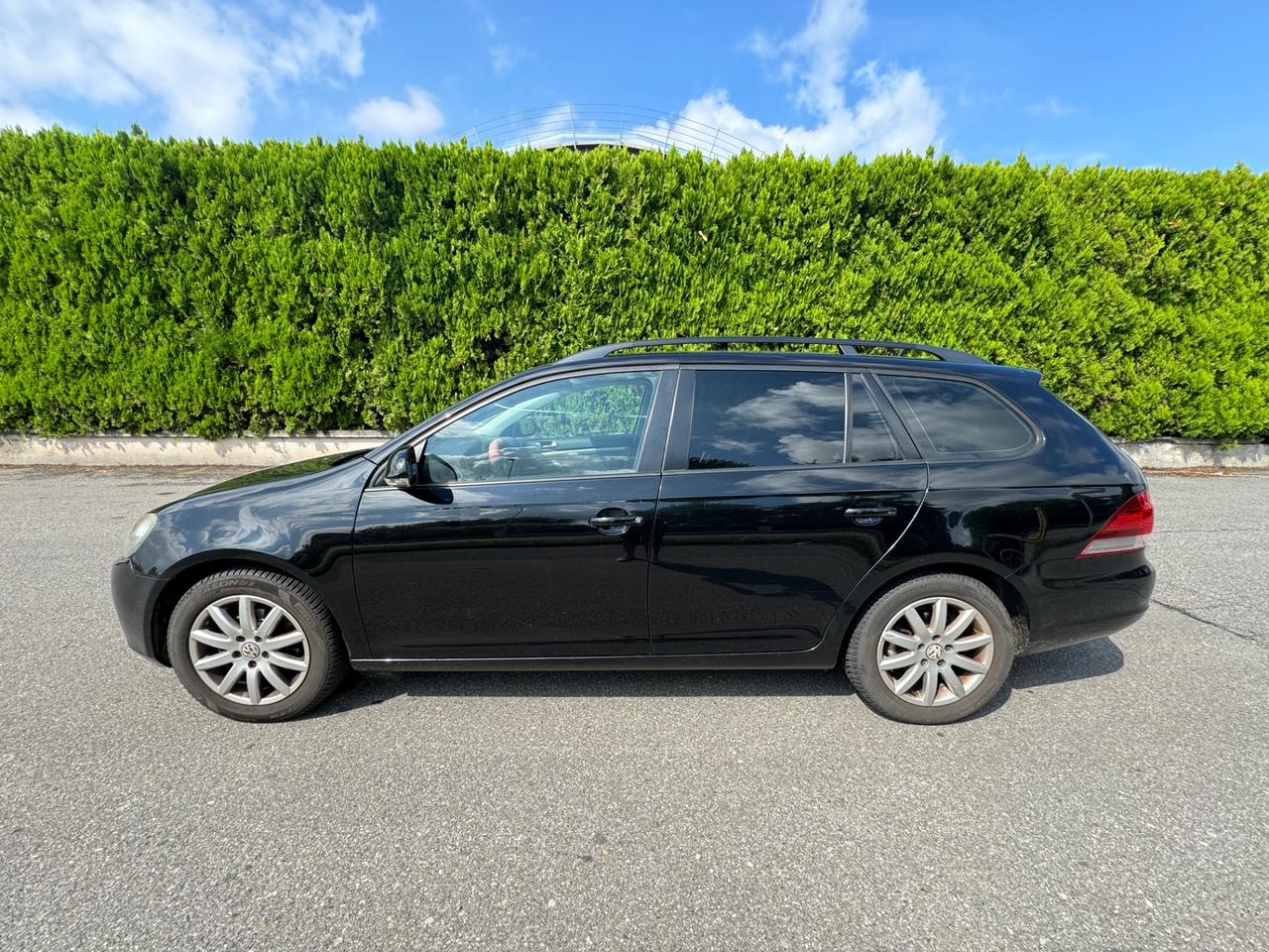 Volkswagen Golf Variant 1.6 TDI DPF Comf. BlueMotion Tech.