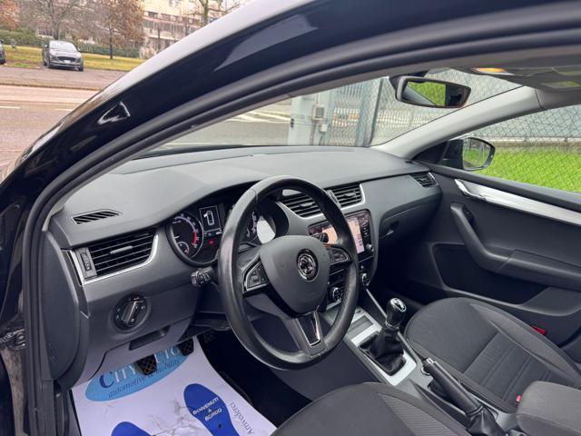 SKODA Octavia 1.6 TDI CR 115 CV Wagon Executive