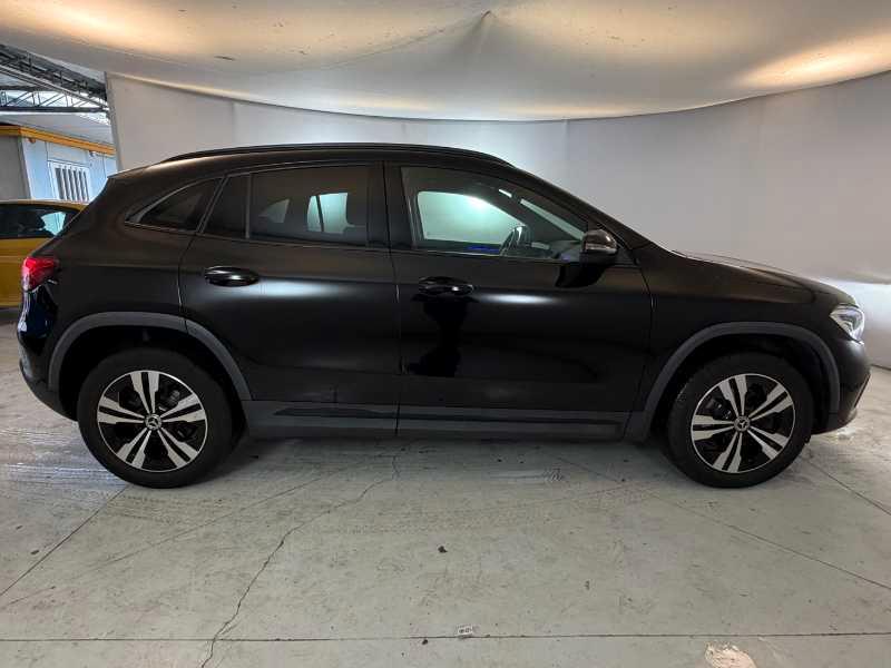 Mercedes-Benz GLA - H247 - GLA 180 d Business auto