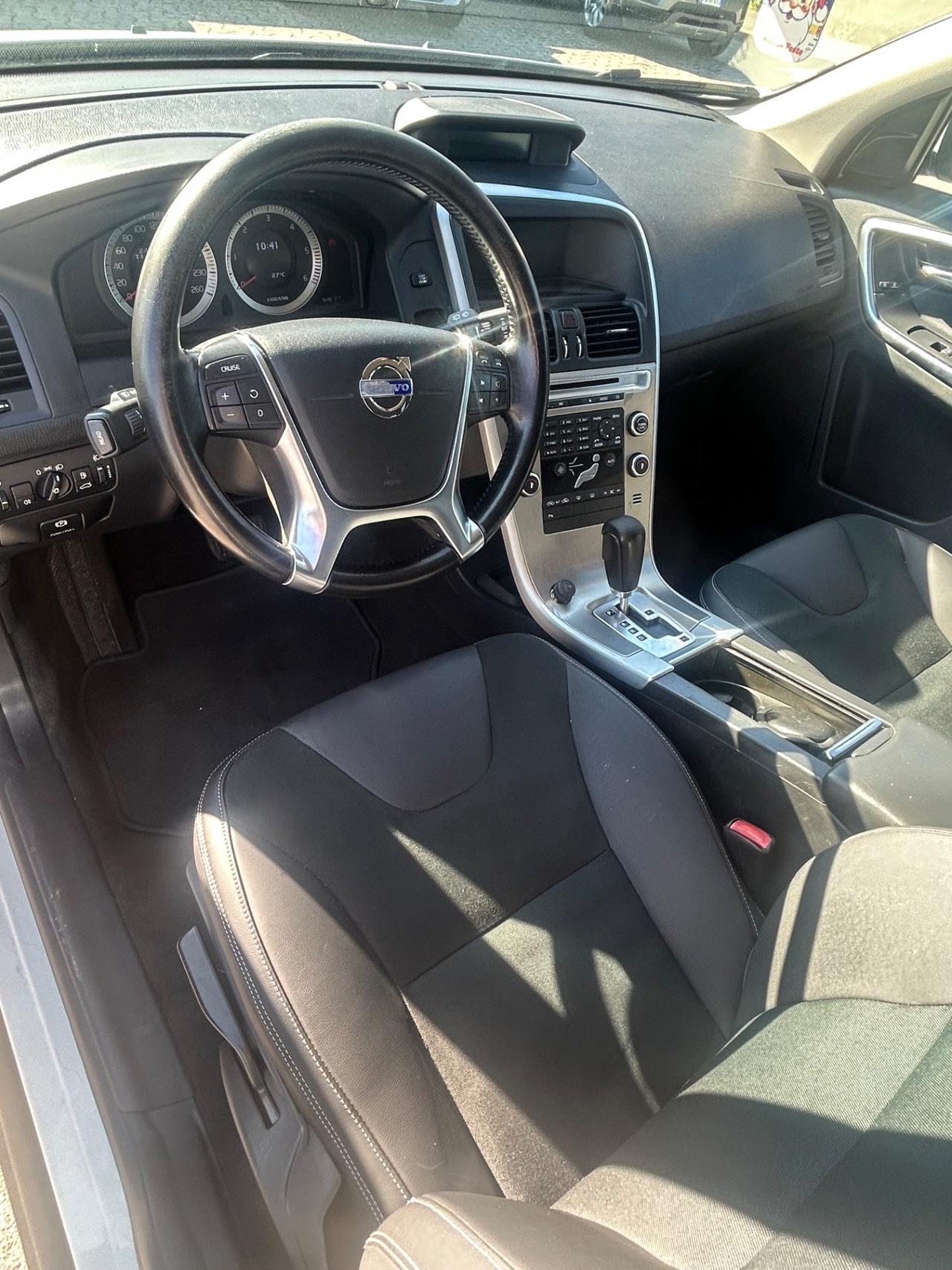 Volvo XC 60 XC60 2.4 D 175 CV FWD Geartronic Kinetic