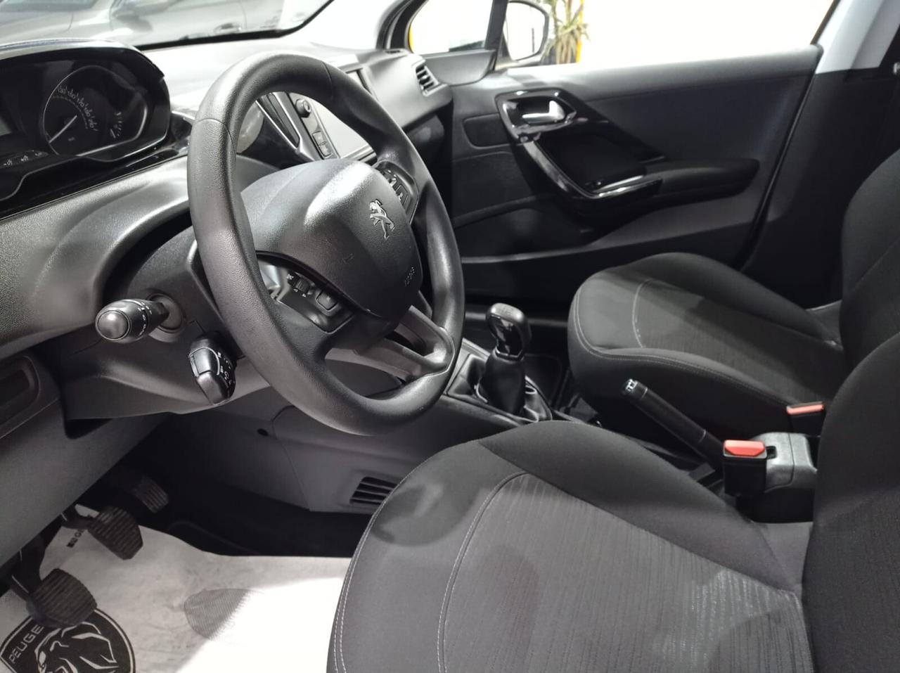 Peugeot 208 BlueHDi 75 5 porte Van Active