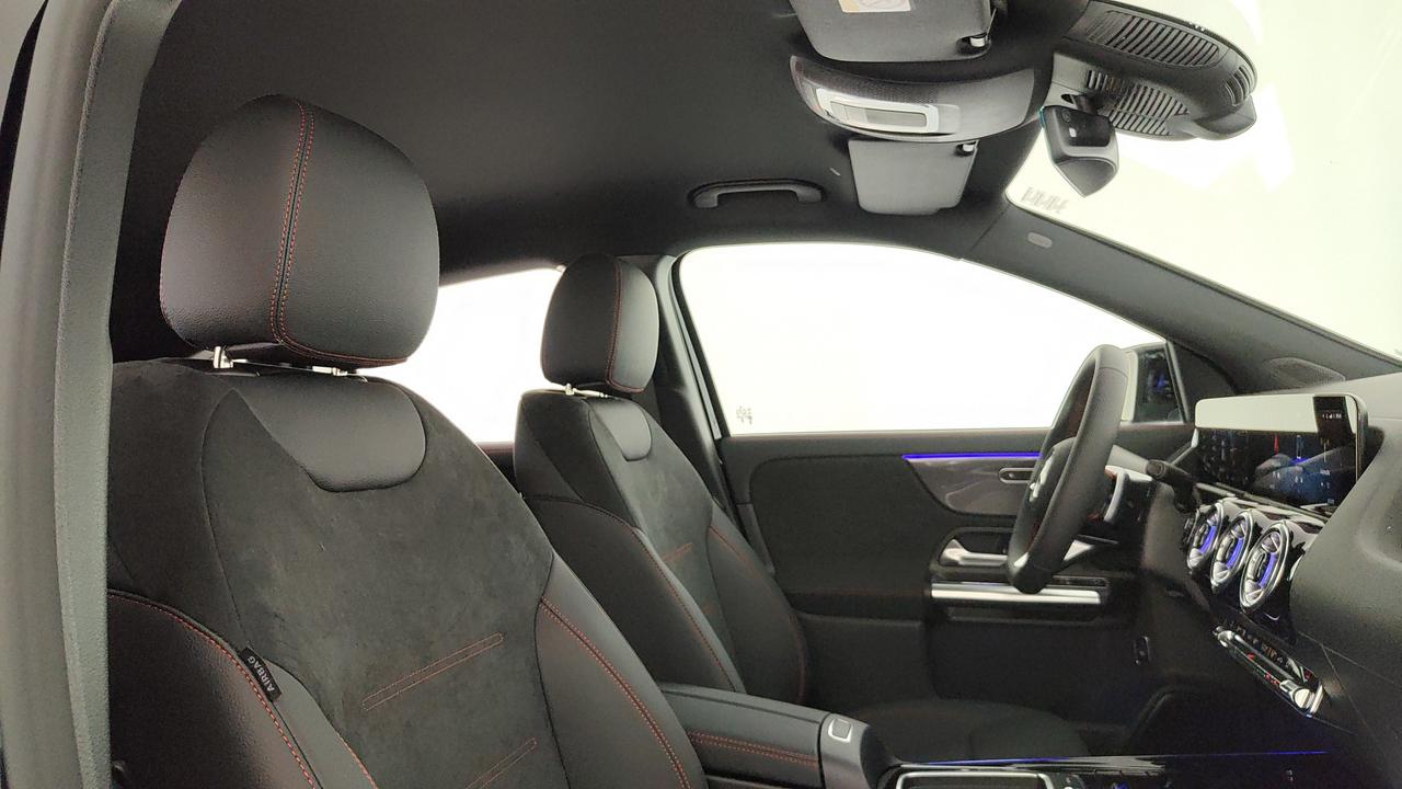 Mercedes-Benz GLA 200 d Automatic 4MATIC