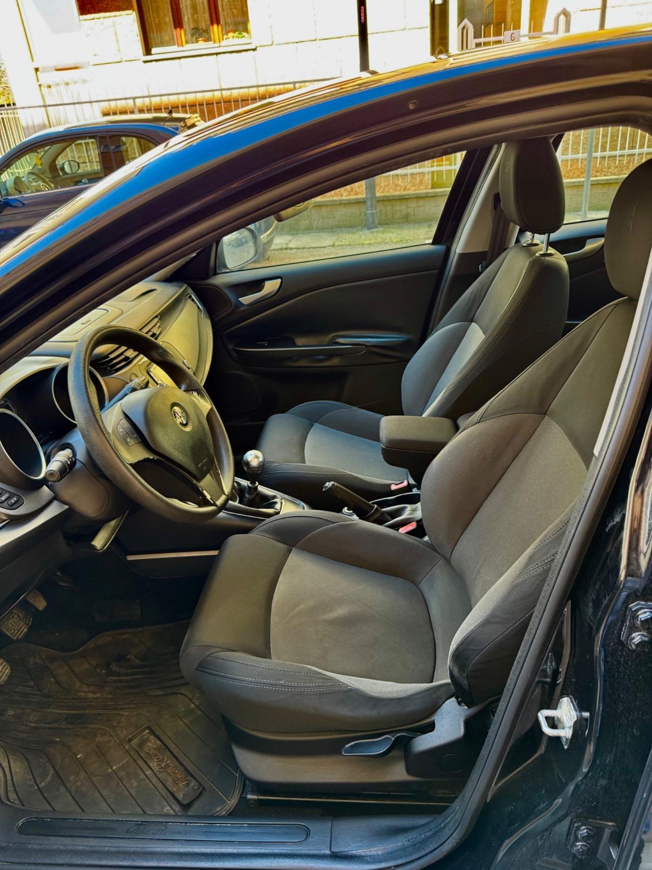 Alfa Romeo Giulietta 1.4 Turbo 105 CV Progression !!100.000km!!