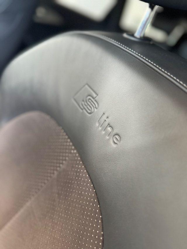 AUDI A6 2.0 TDI quattro S tronic Busi.// S LINE//MATRIX