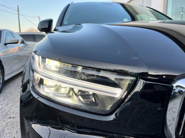 VOLVO XC40 T5 Recharge Plug-in Hybrid Inscription Expression