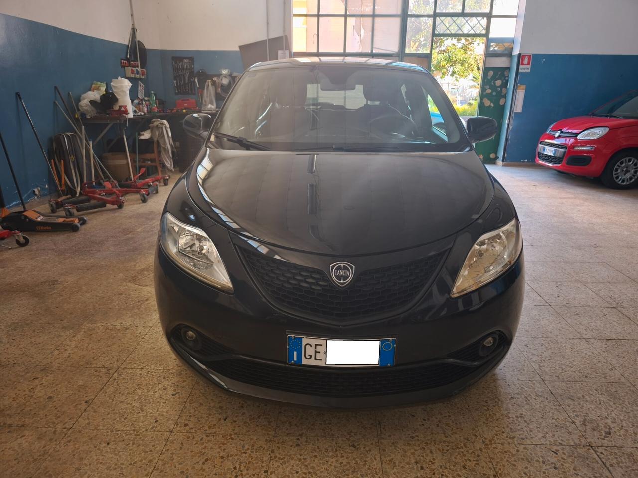 Lancia Ypsilon Hybrid Ecochic Gold ALLUVIONATA