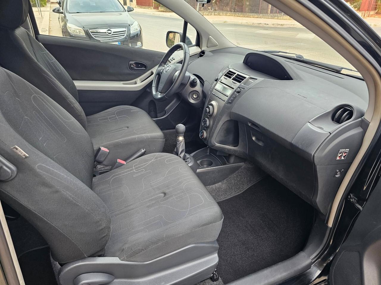 TOYOTA YARIS 1.0 70CV SOL 3 PORTE
