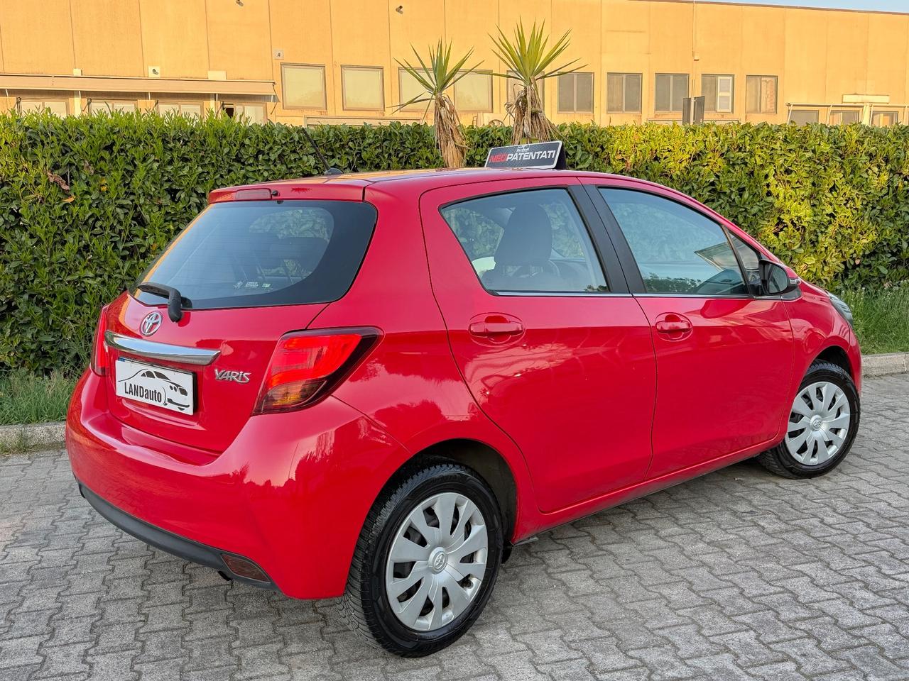 Toyota Yaris 1.0 5PORTE Lounge 2015 EURO6