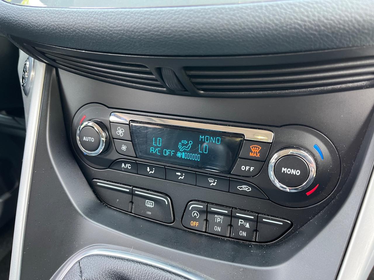 Ford C-Max 1.6 BENZINA Euro 5 - TITANIUM