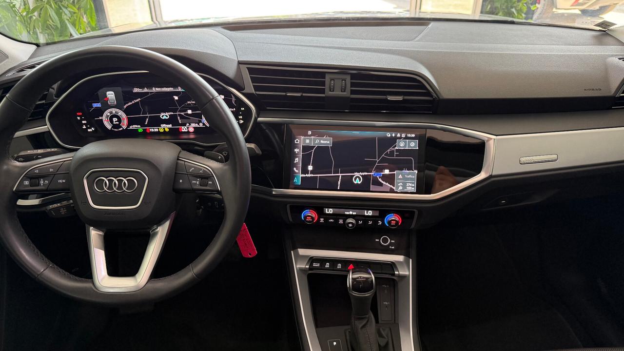 AUDI Q3 SPORTBACK S LINE TETTO IDENTITY BLACK