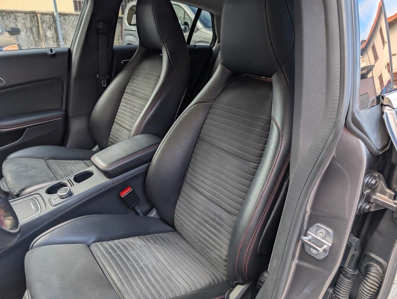 Mercedes-benz CLA 200 Shooting Brake 4Matic Automatic Sport Tutti TAGL.MERCEDES