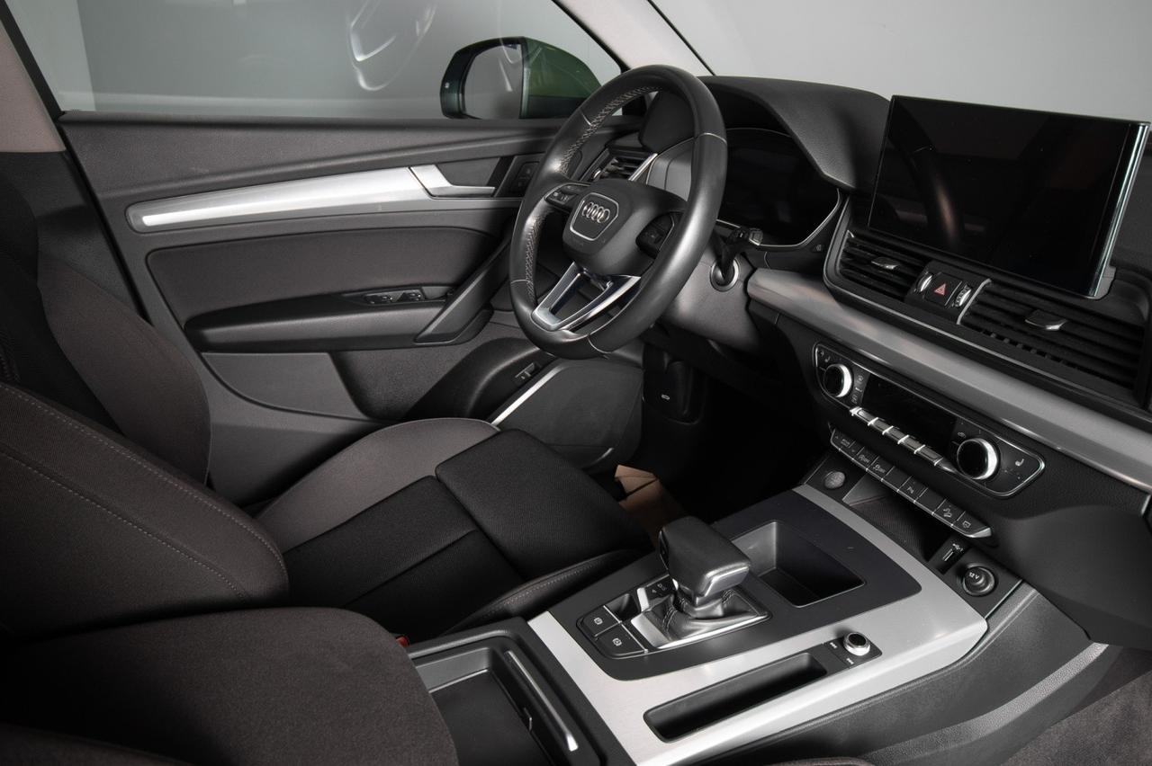 Audi Q5 40 Tdi Mhev Quattro S-tronic Sport 204 Cv Gancio