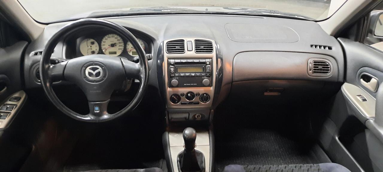 Mazda 323 F 1.6i 16V cat 5 porte Touring