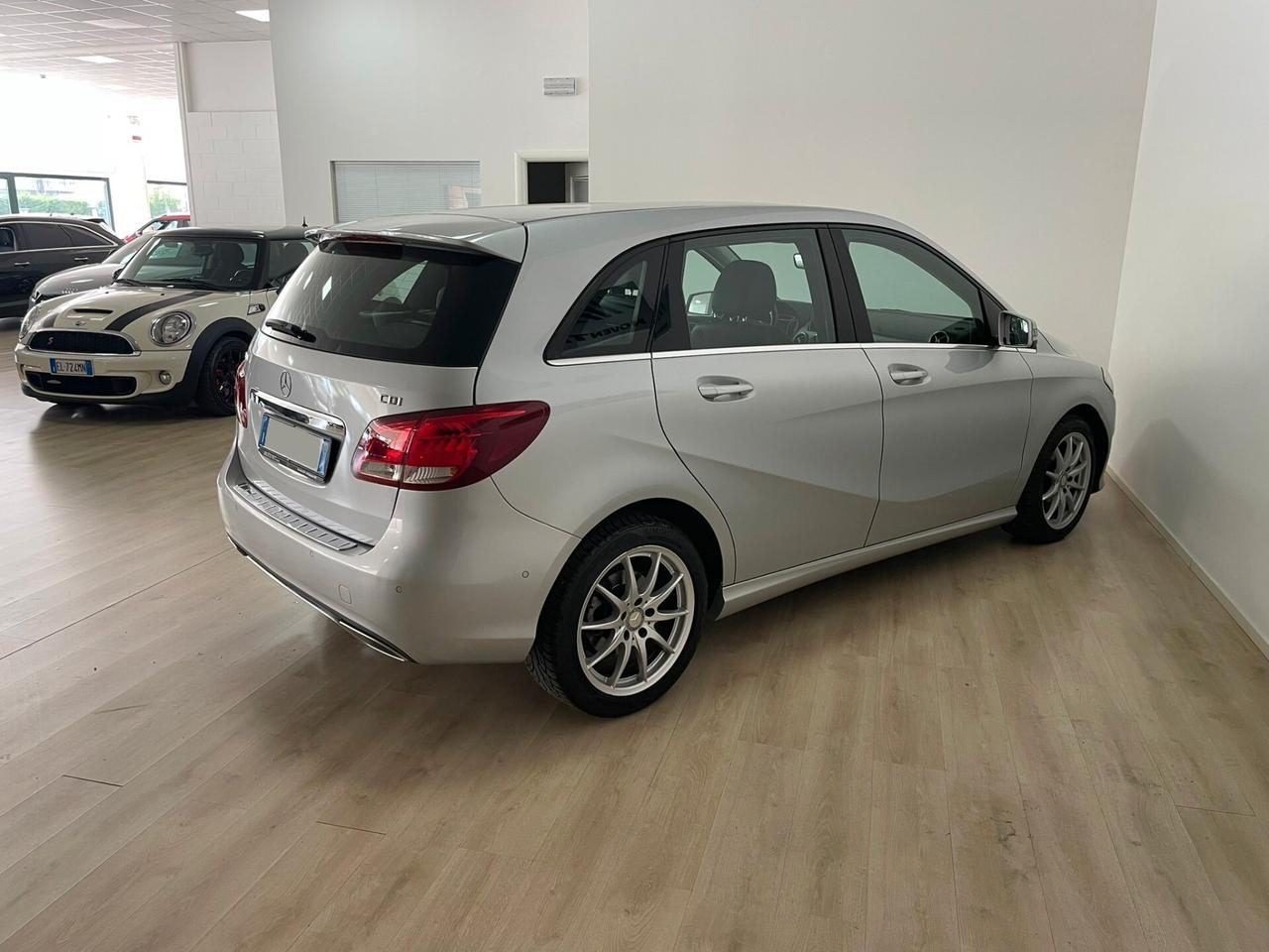 Mercedes-benz B 180 B 180 d Sport