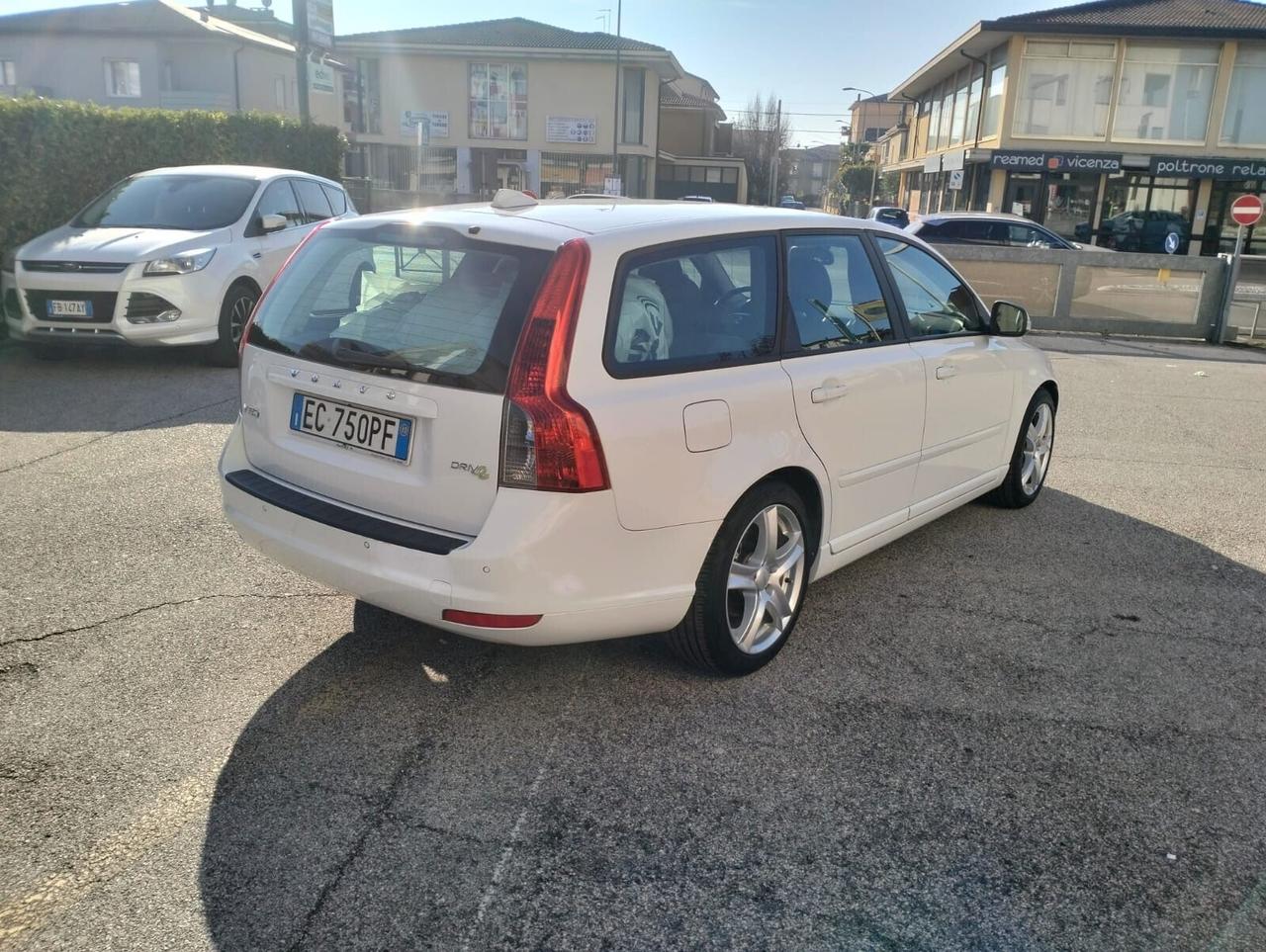 Volvo V50 DRIVe POLAR 1.6 d KM 228.000