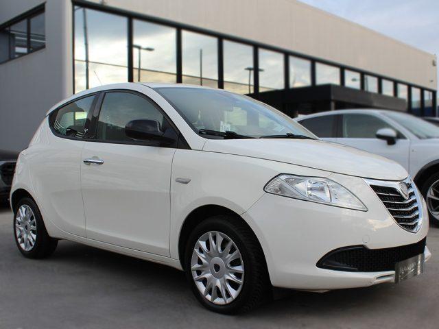 LANCIA Ypsilon 1.2 69 CV 5 porte Silver