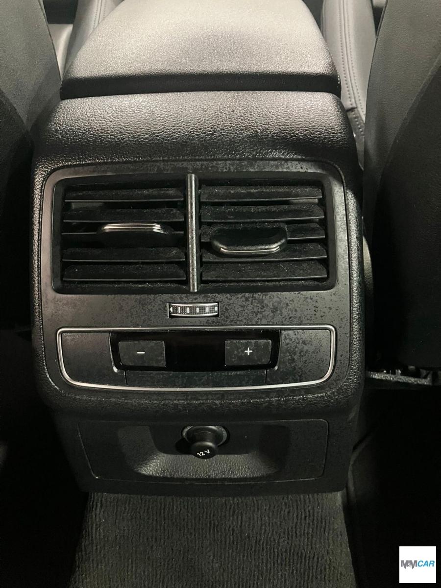 AUDI - A4 Avant - 40 TDI quattro S tr. Bus. Adv.