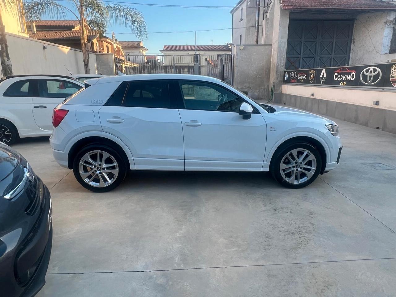 AUDI Q2 S LINE VIRTUAL COKPIT