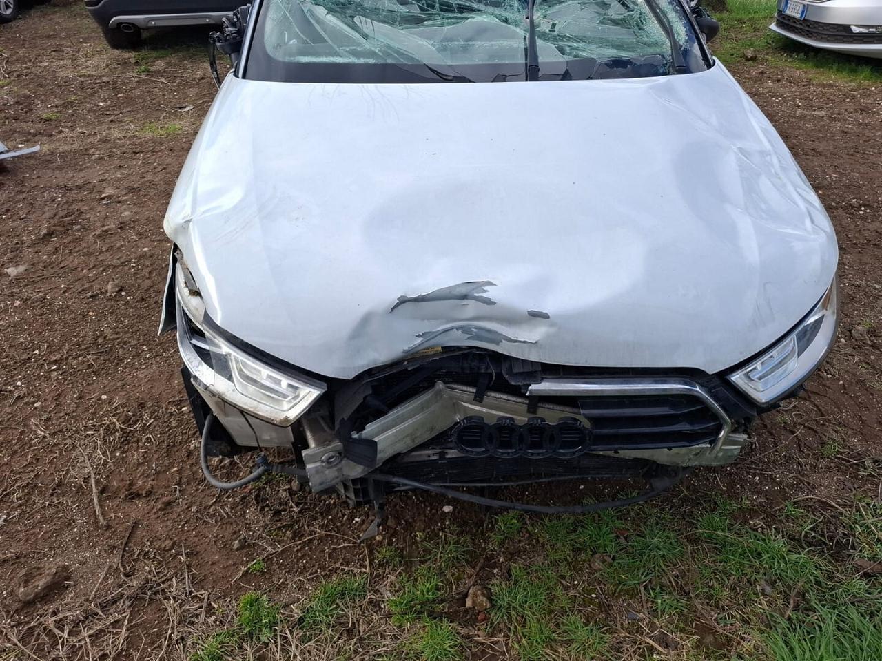 AUDI A1 SBK S-LINE AUT 2017 SINISTRATA