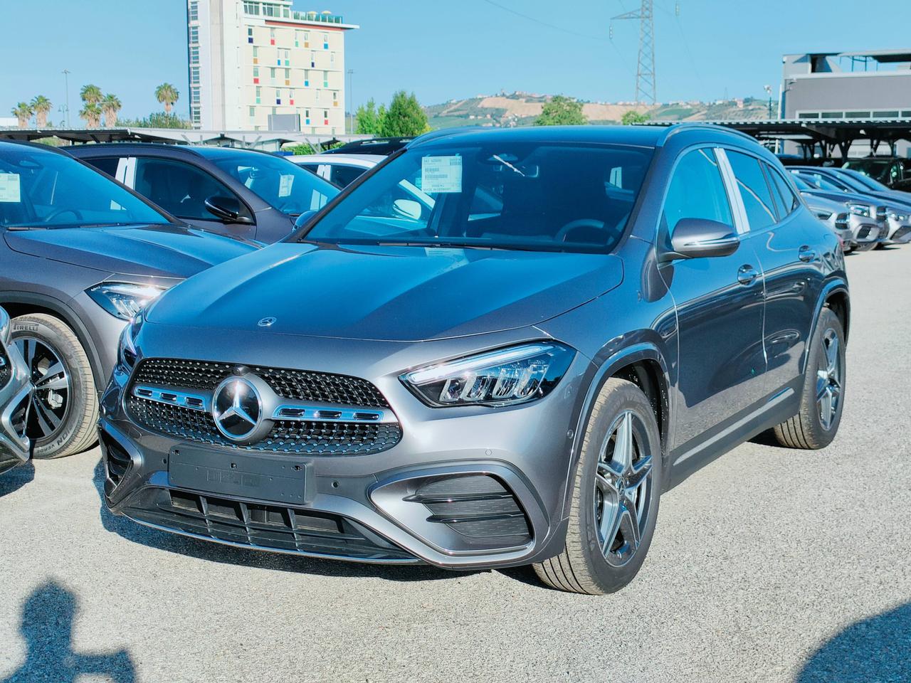 Mercedes-Benz GLA 180 d Automatic