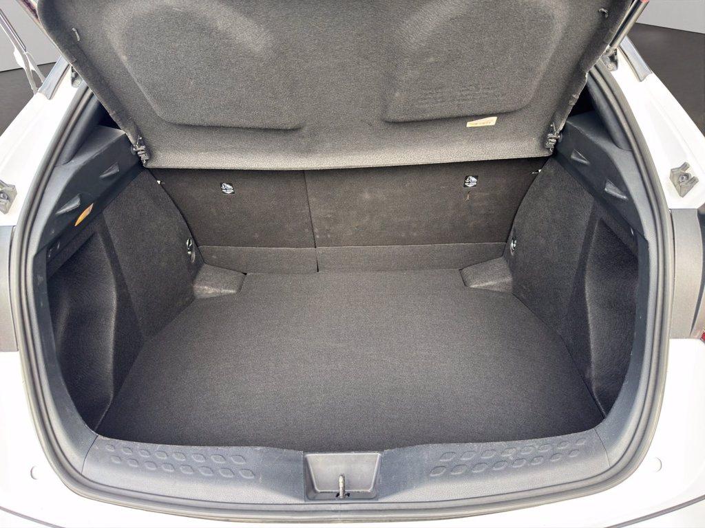 TOYOTA C-hr 1.8h active e-cvt del 2023