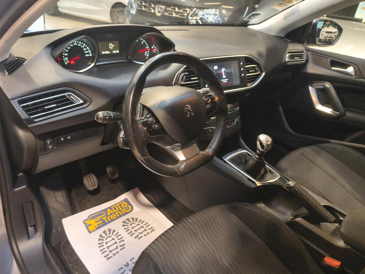 Peugeot 308 BlueHDi 120 S&S EAT6 SW Allure