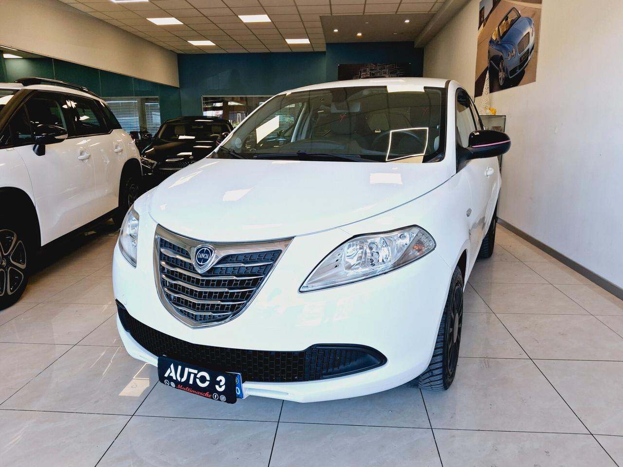 Lancia Ypsilon 1.2 69 CV 5 porte S&S Gold