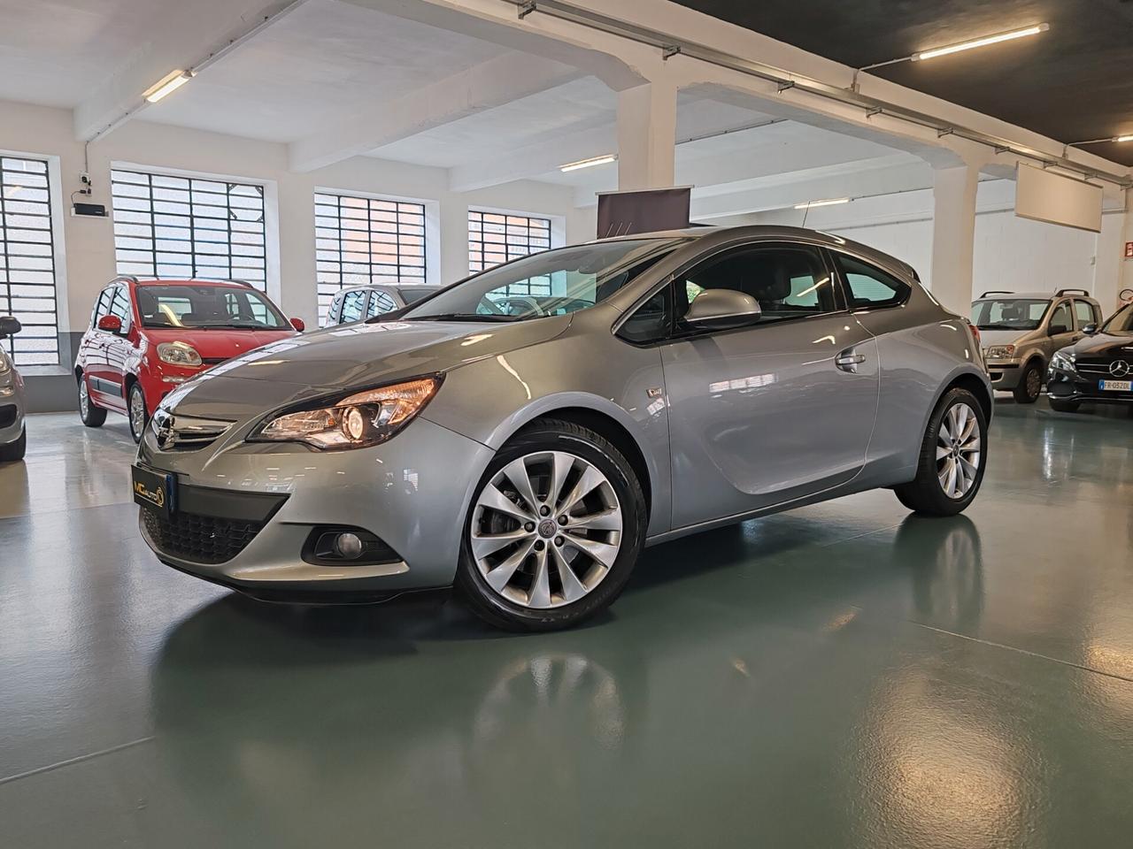 Opel Astra GTC 1.7 CDTI 130CV S&S 3 porte Elective