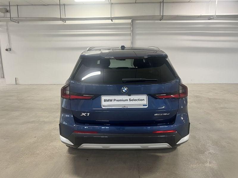 BMW X1 U11 sdrive18d X-Line auto