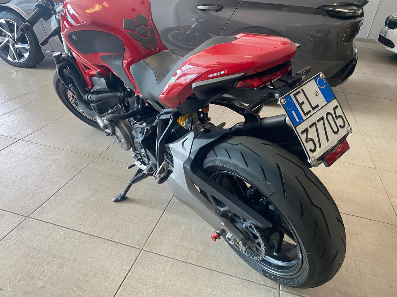 DUCATI MONSTER 821 ABS