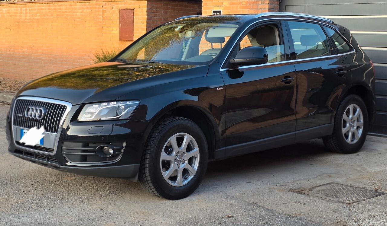 Audi Q5 2.0 quattro S line Plus tetto panoramic