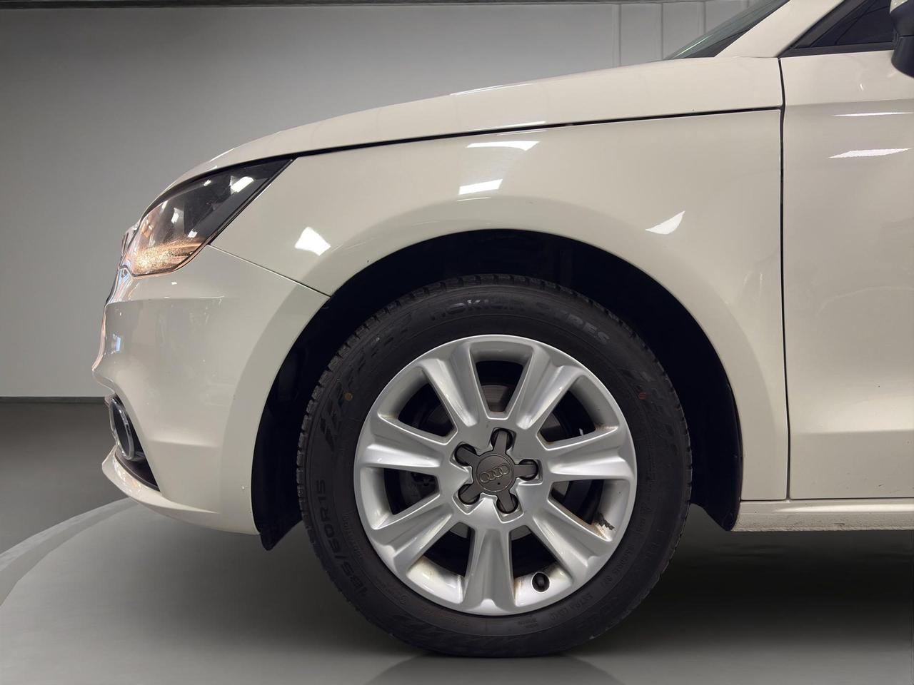 Audi A1 Sportback 1.6 tdi Ambition 90cv