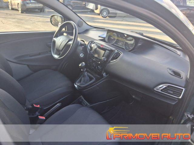 LANCIA Y 1.2 69 CV 5 porte Gold GPL