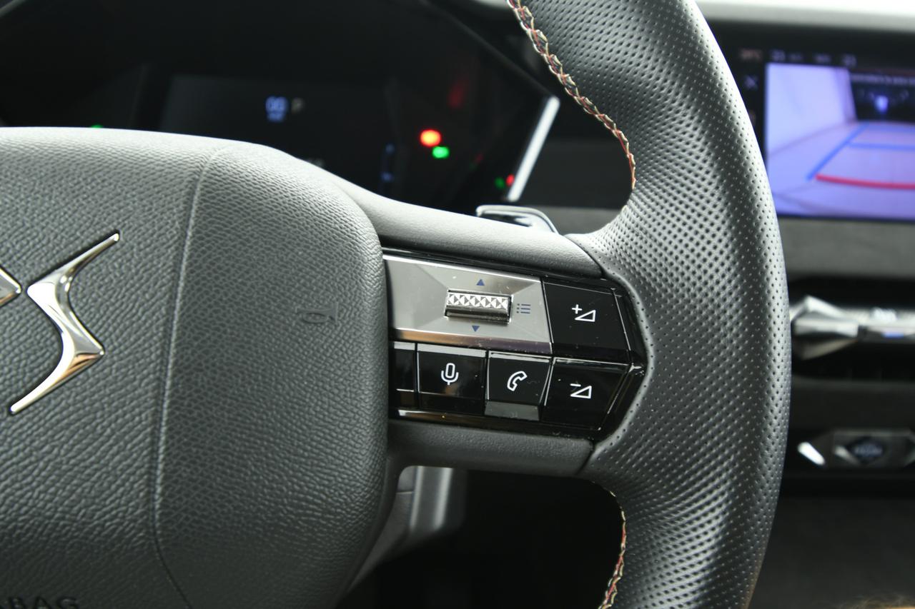 DS DS4 1.5 bluehdi Performance Line 130cv auto NEOPATENTATI+HEAD UP+CAMERA