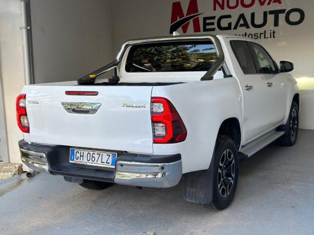 TOYOTA Hilux 2.4 D-4D A/T 4WD 4 porte Double Cab Executive