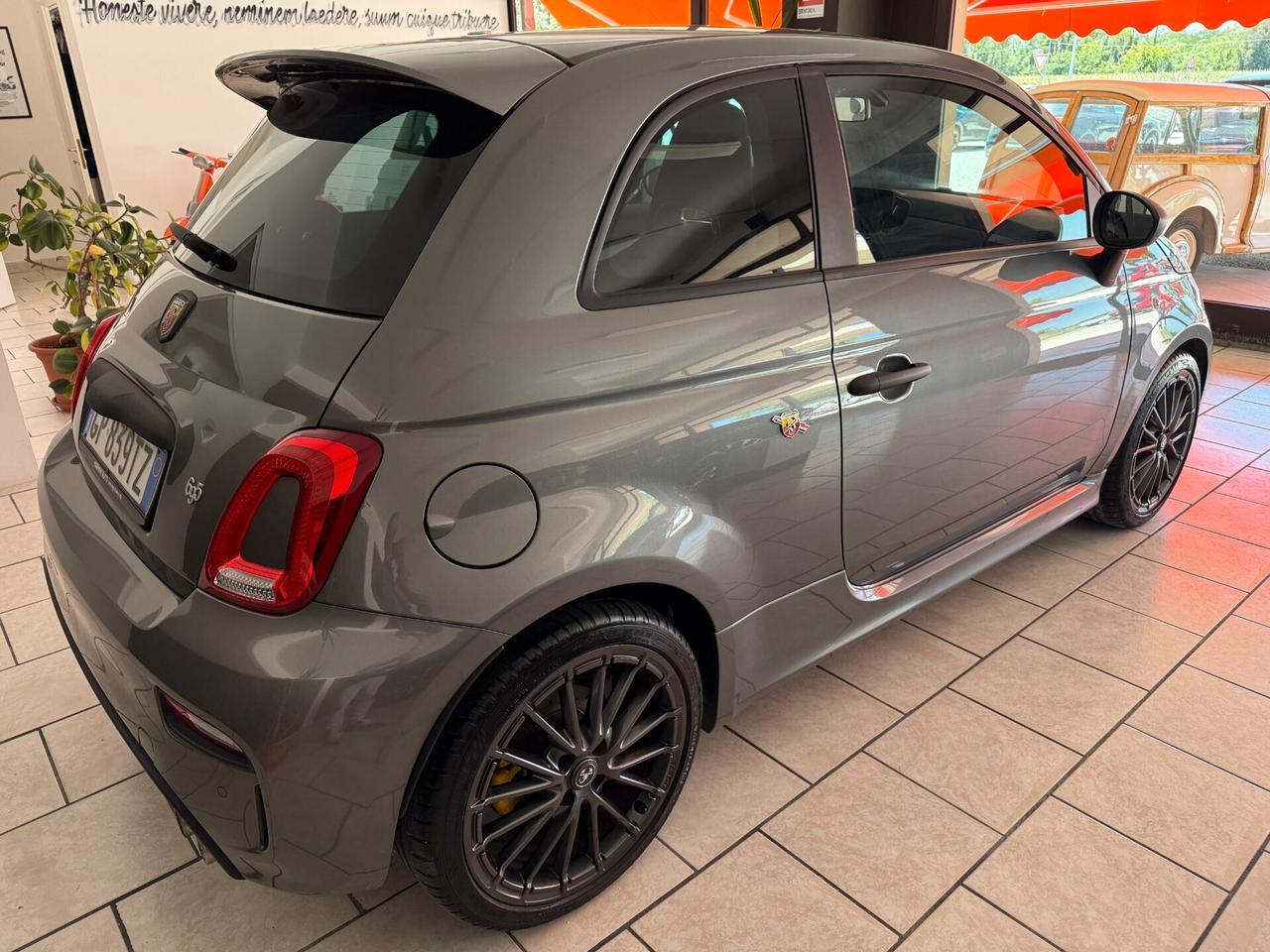 Abarth 695 1.4 Turbo T-Jet 180 CV M.T.A.