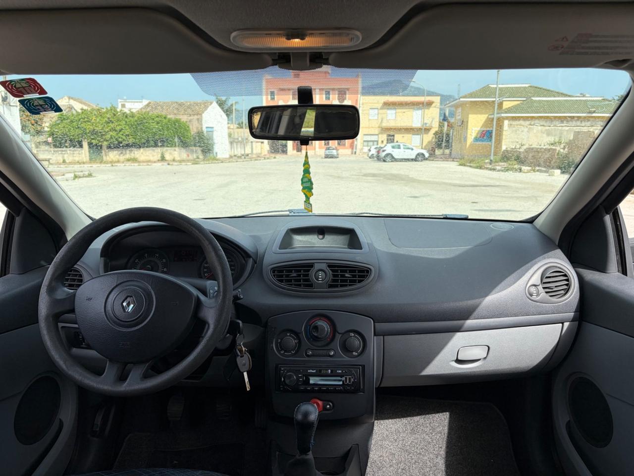Renault Clio 1.2 16V 5 porte