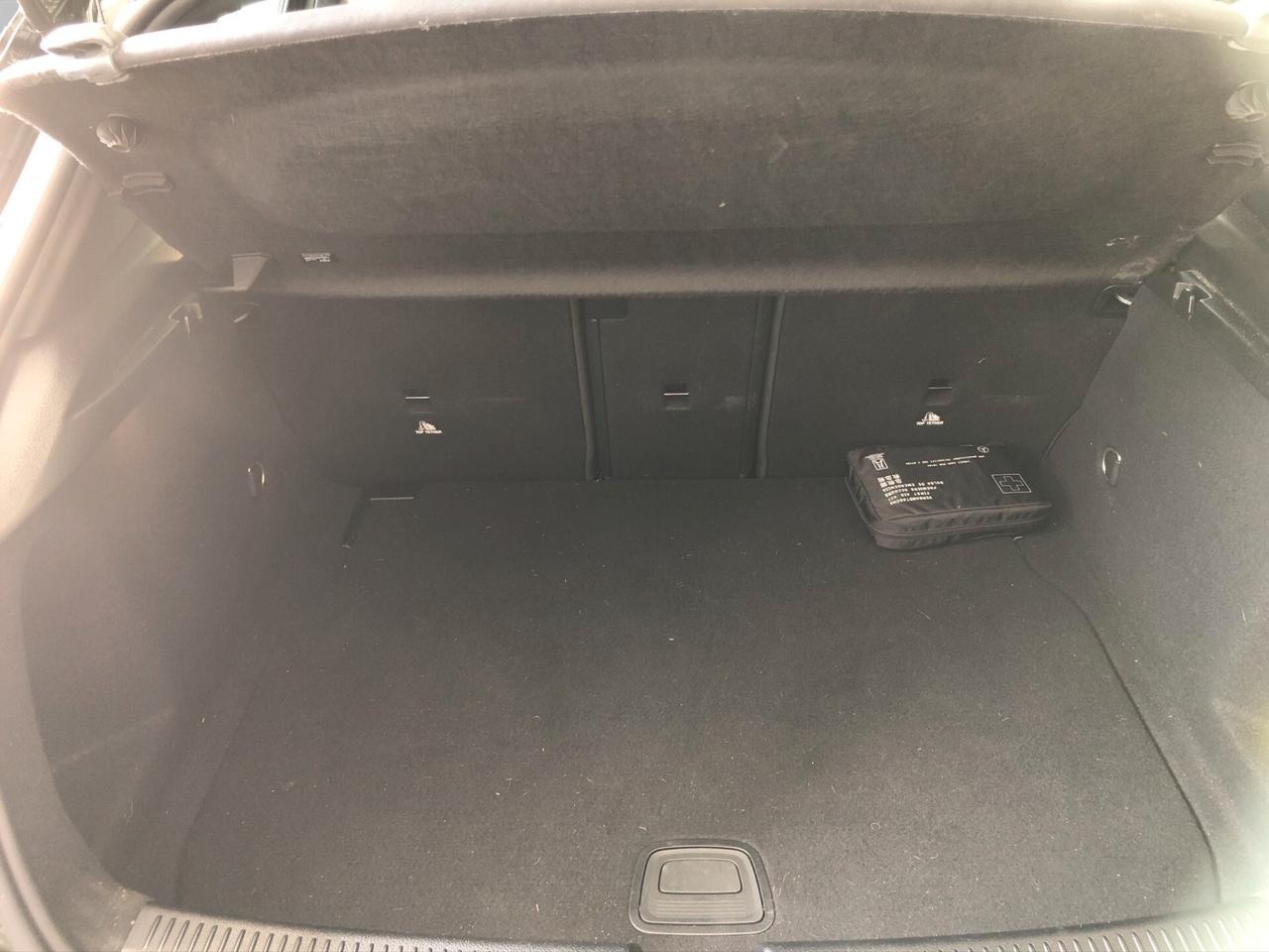 Mercedes-benz A 180 A 180 d Automatic Business 116CV