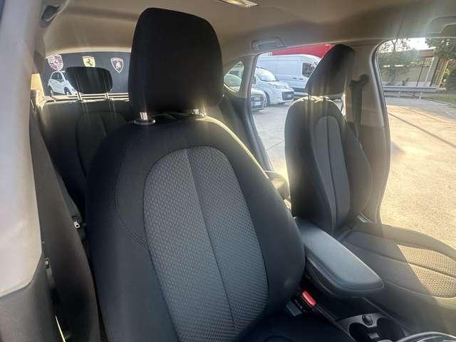 BMW 218 218d Advantage AUTOM. NAVI