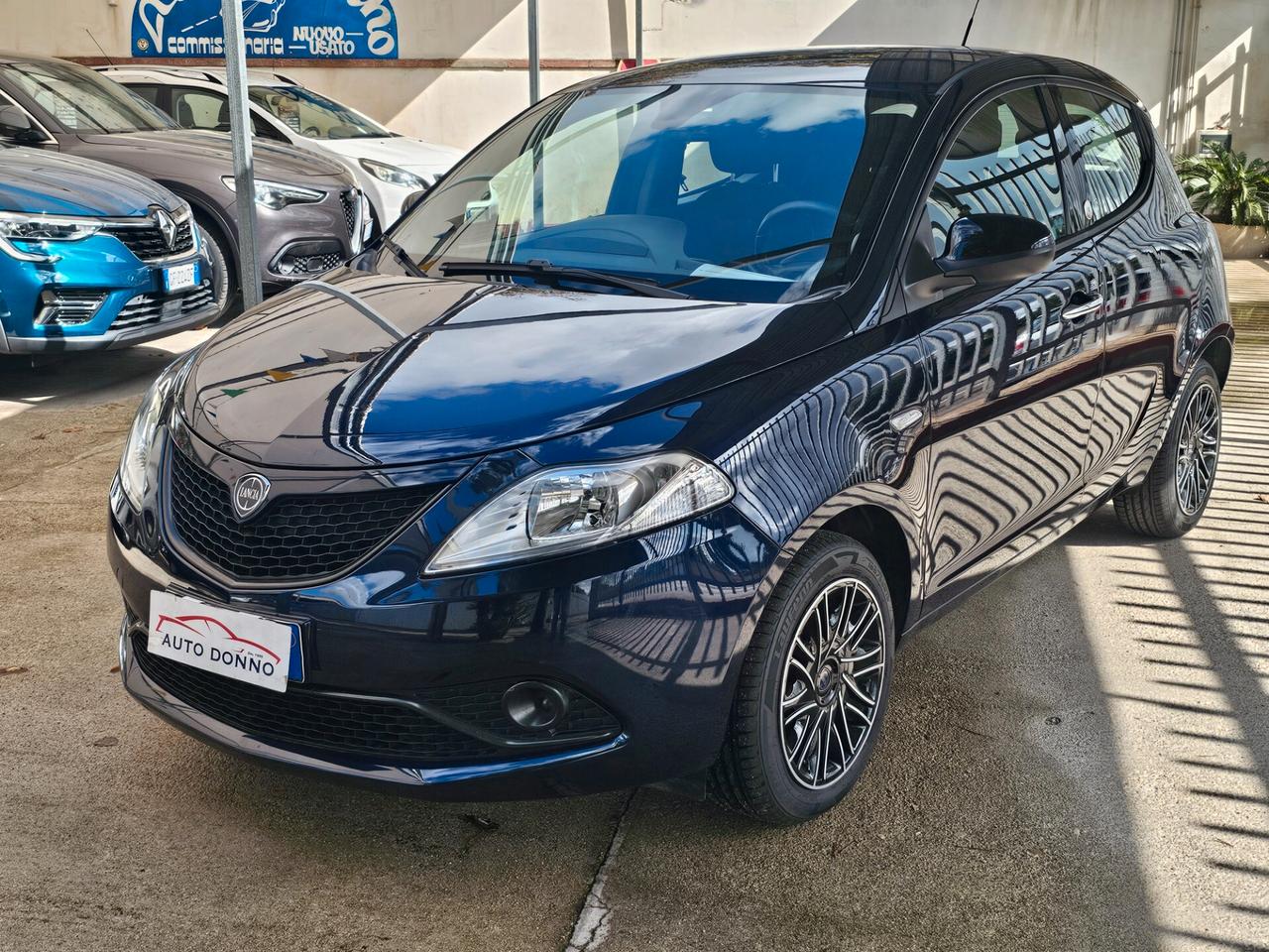 Lancia Ypsilon 1.2 69 CV 5 porte GPL Ecochic Elefantino Blu