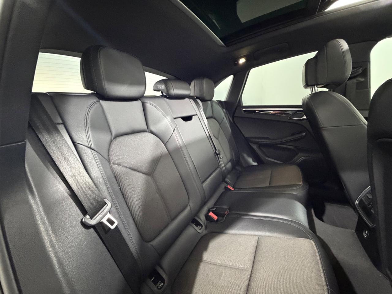 Porsche Macan 2.0 265CV