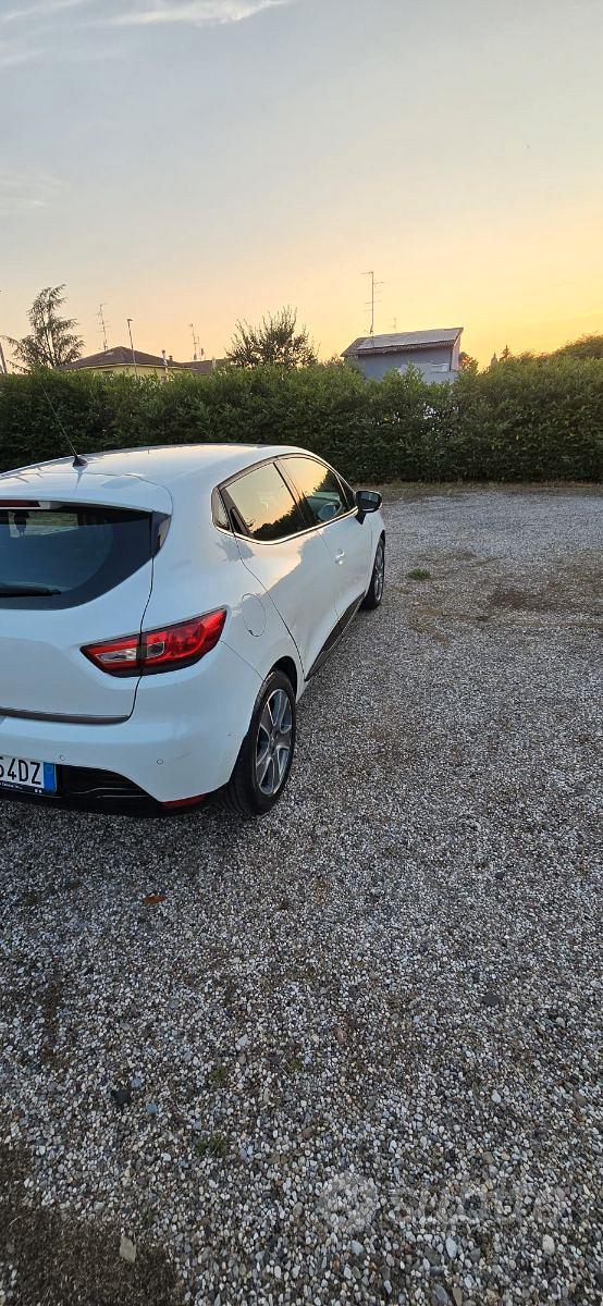 RENAULT CLIO 1.2 BENZINA - 2015