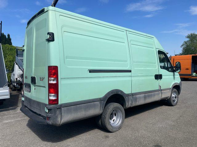 IVECO Daily 35C15 3.0 Hpi FURGONE [A330]