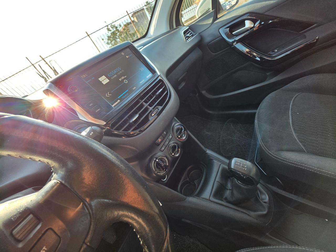 Peugeot 208 BlueHDi 100 5 porte Allure