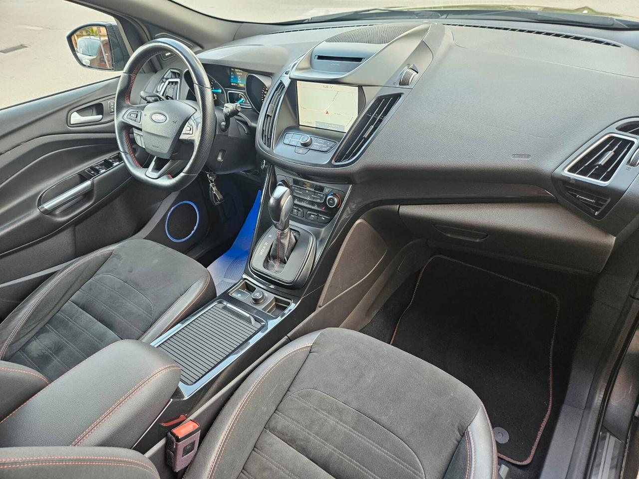 Ford Kuga St-Line 2.0TDI 120CV TITANIUM FULL