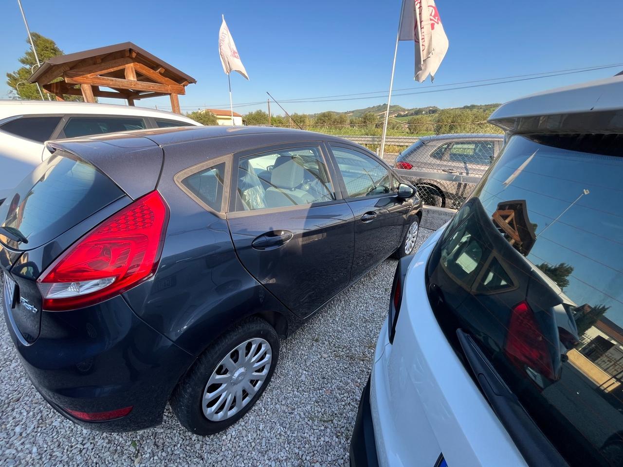 Ford Fiesta Fiesta 1.4 5 porte Bz.- GPL