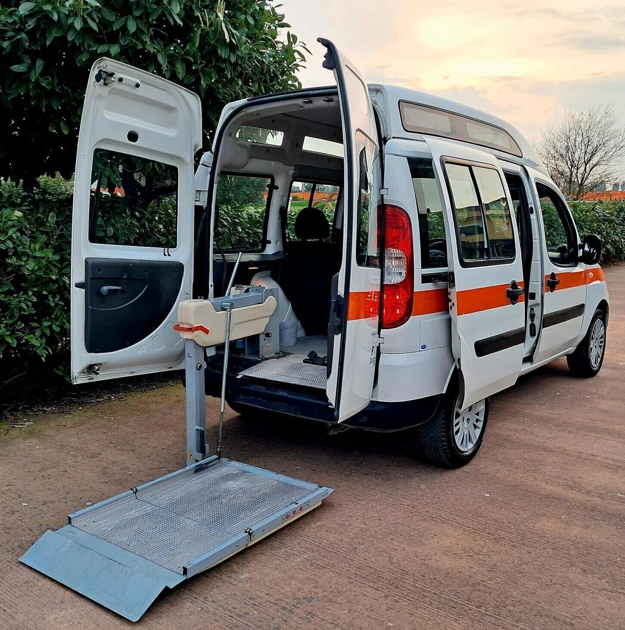 Fiat Doblo Doblò 1.9 120cv TETTO ALTO TRASPORTO DISABILI