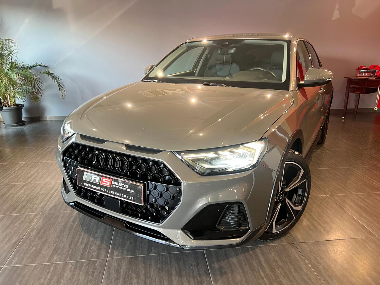Audi A1 citycarver 30 TFSI S tronic EDITION ONE
