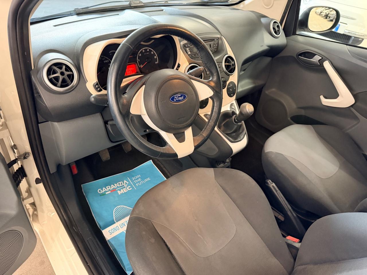 Ford Ka 1.2 8V 69CV Titanium